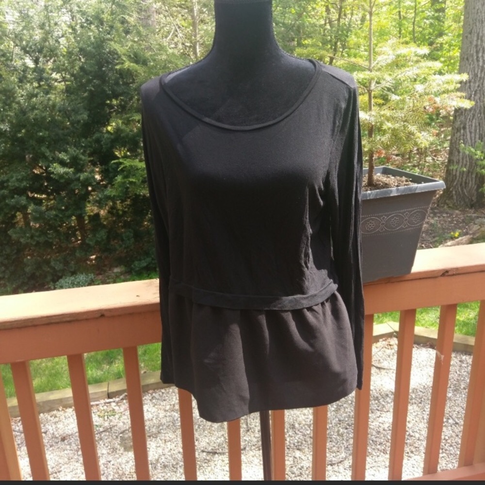 Gap Long-Sleeved Black Top